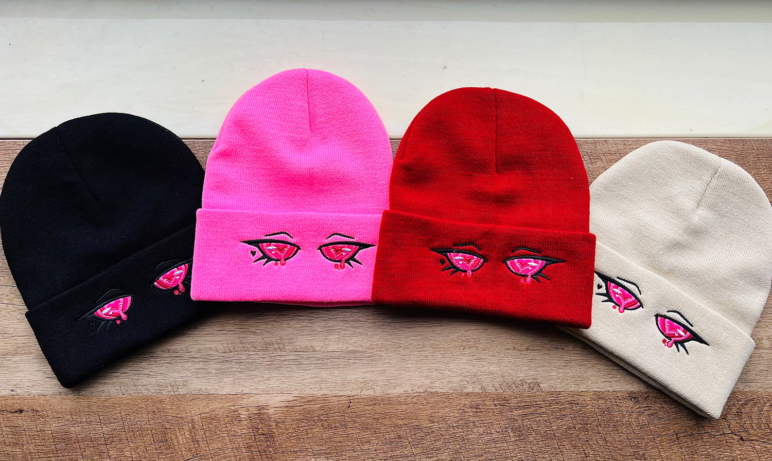 LOVESTRUCK Hypno eye beanies!