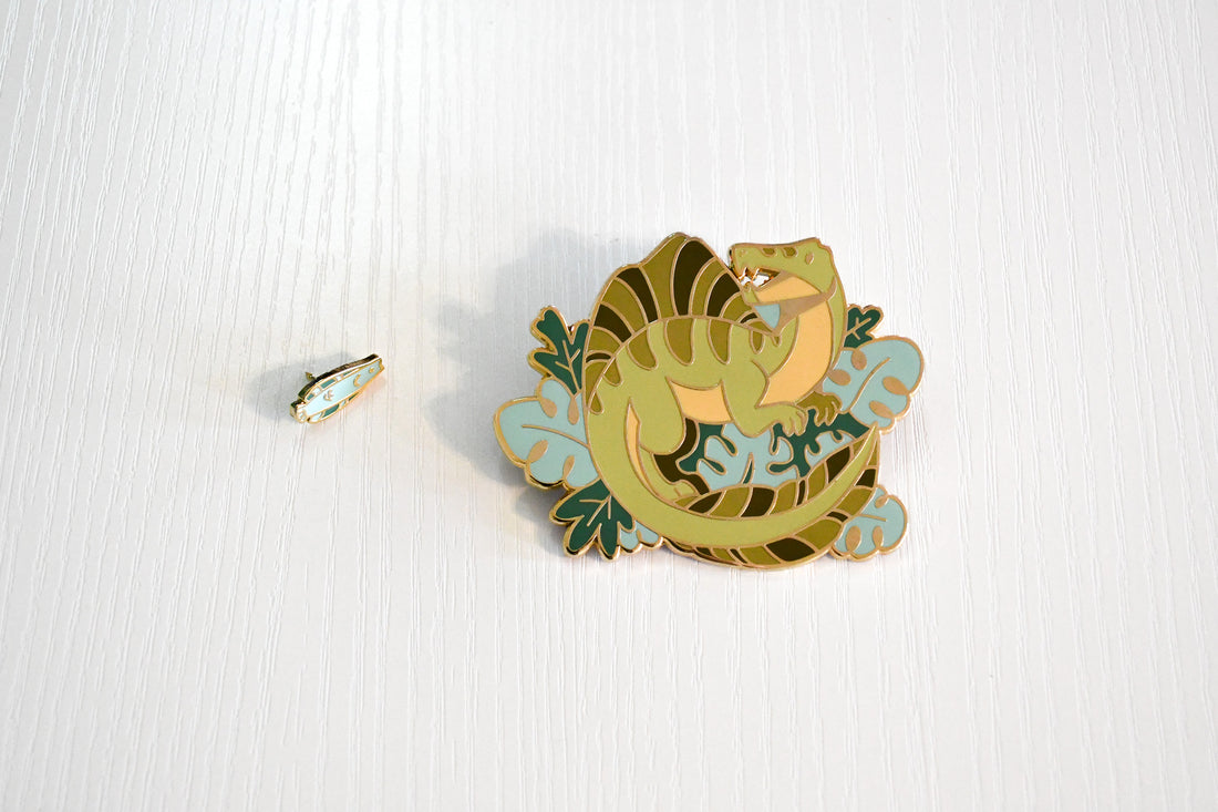 Spinosaurus Pin + Fish Mini Pin set